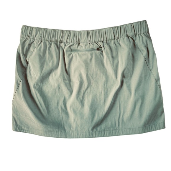 The North Face Class V Agave Green Skort UPF 50+ (Size XXL) - Picture 3 of 12